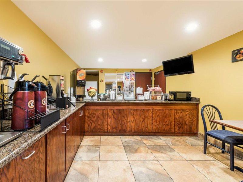 Super 8 By Wyndham Fort Worth North מראה חיצוני תמונה